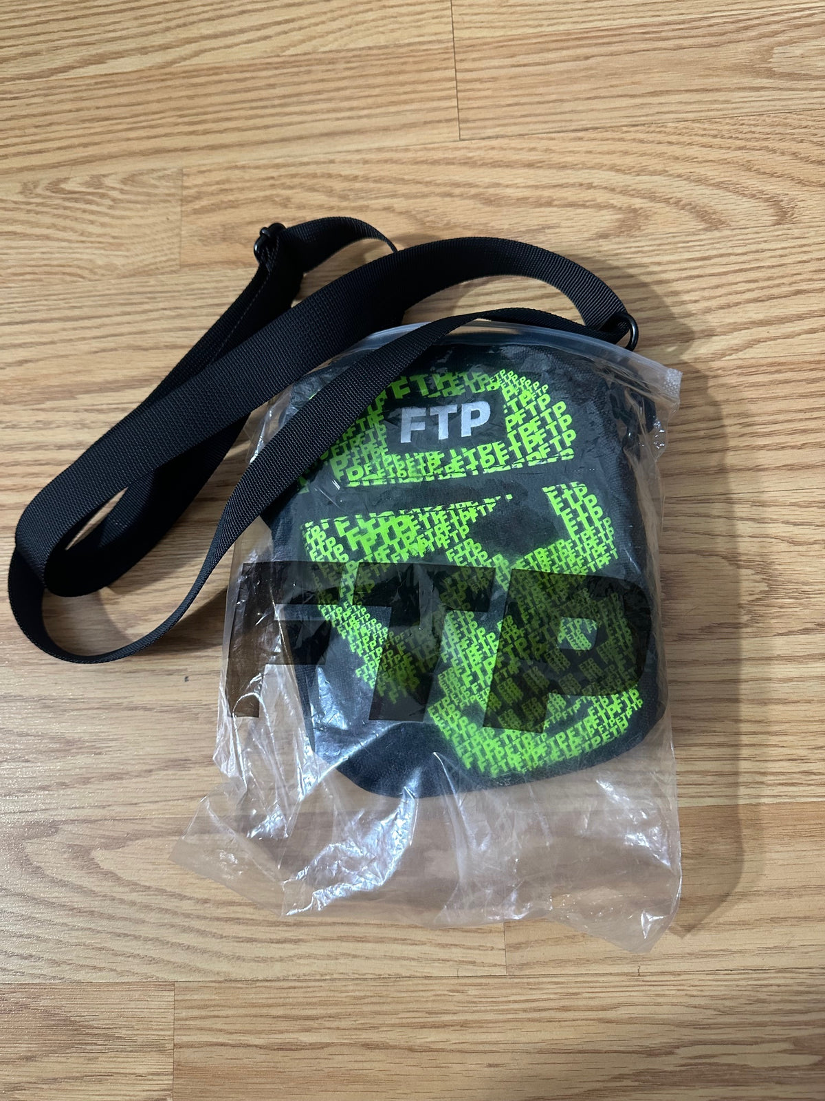 FTP Skull Cross body bag