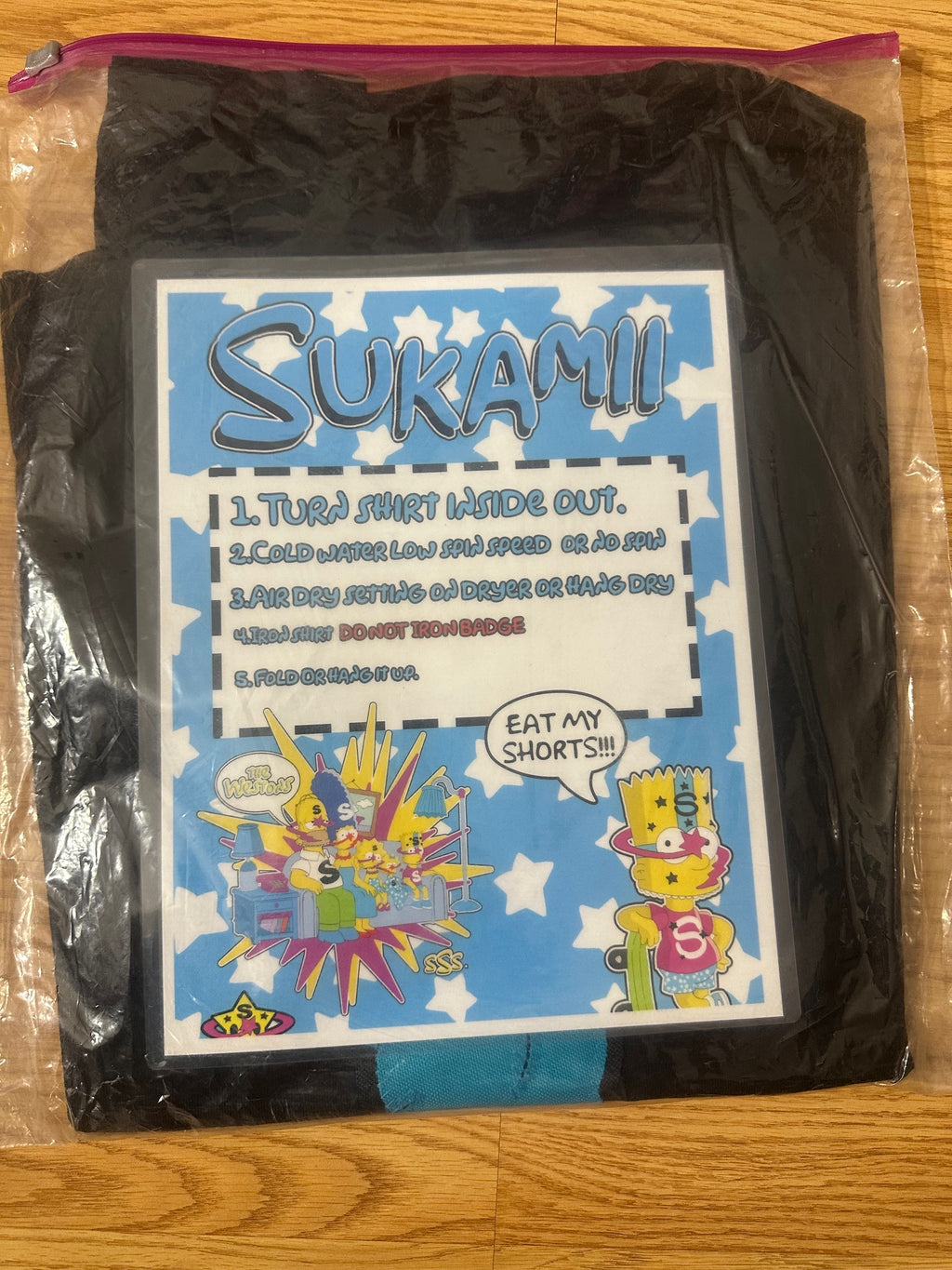 SUKAMII MAGGIE T-SHIRT