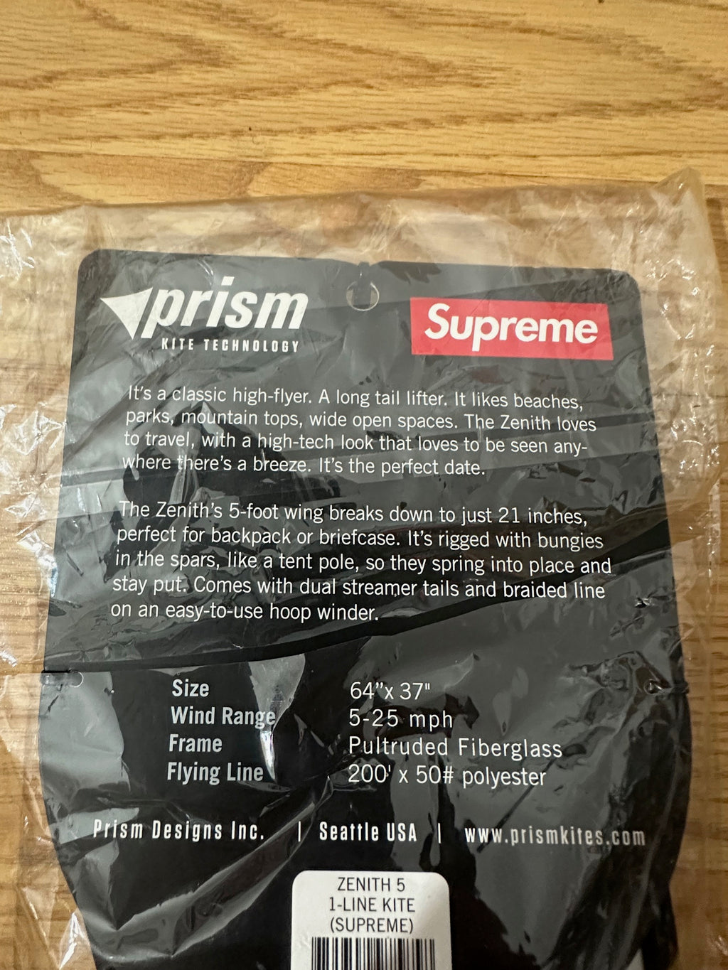 Supreme Prism Zenith 5 Kite