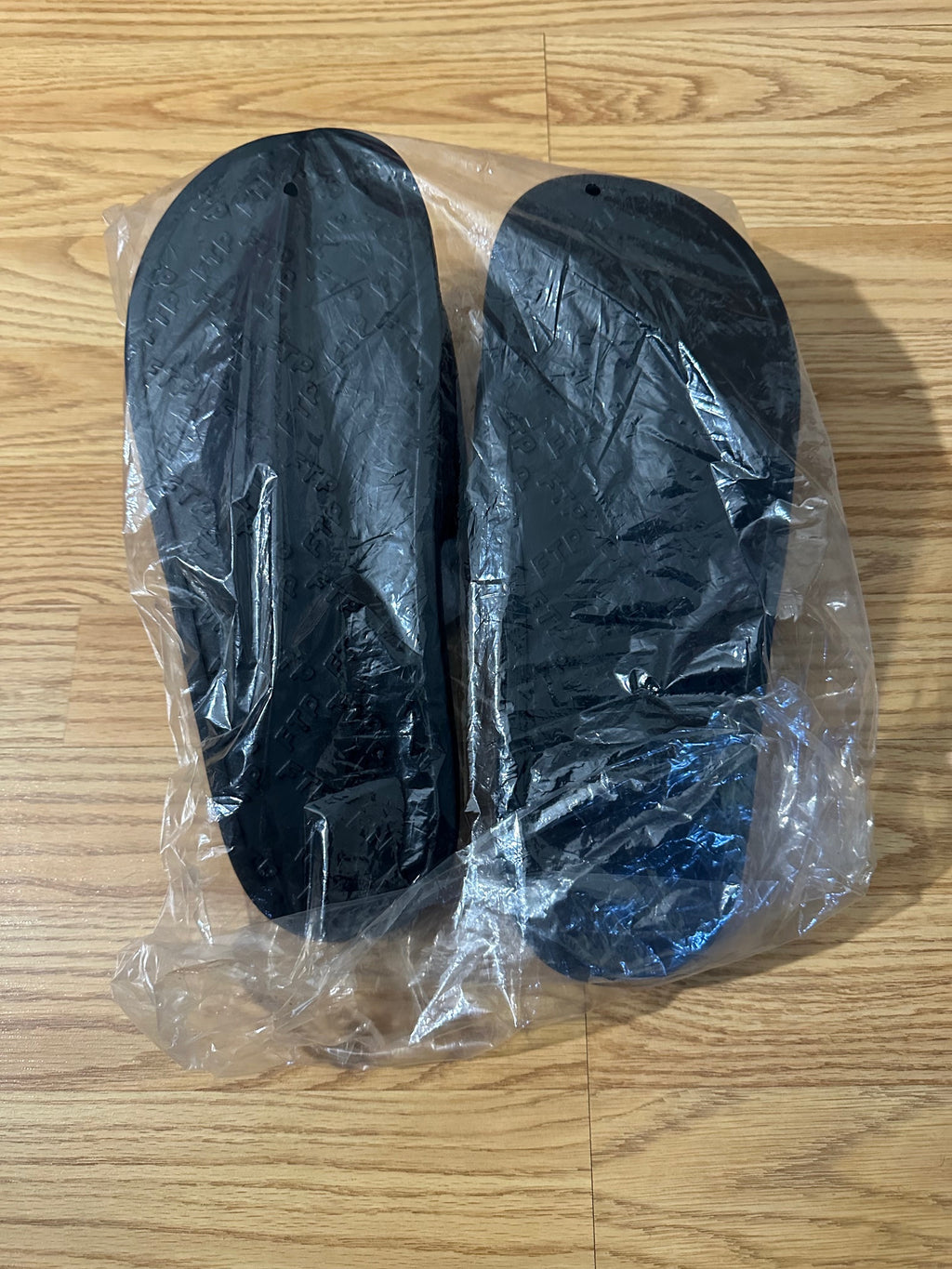 FTP Debossed Slide
