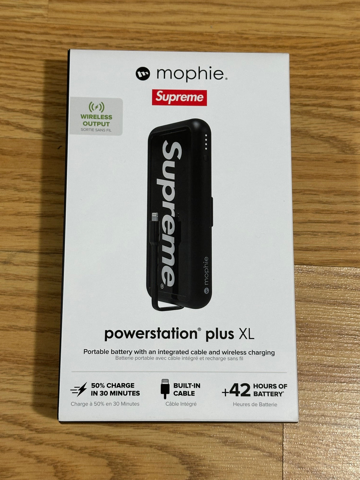 Supreme Mophie Battery Charger