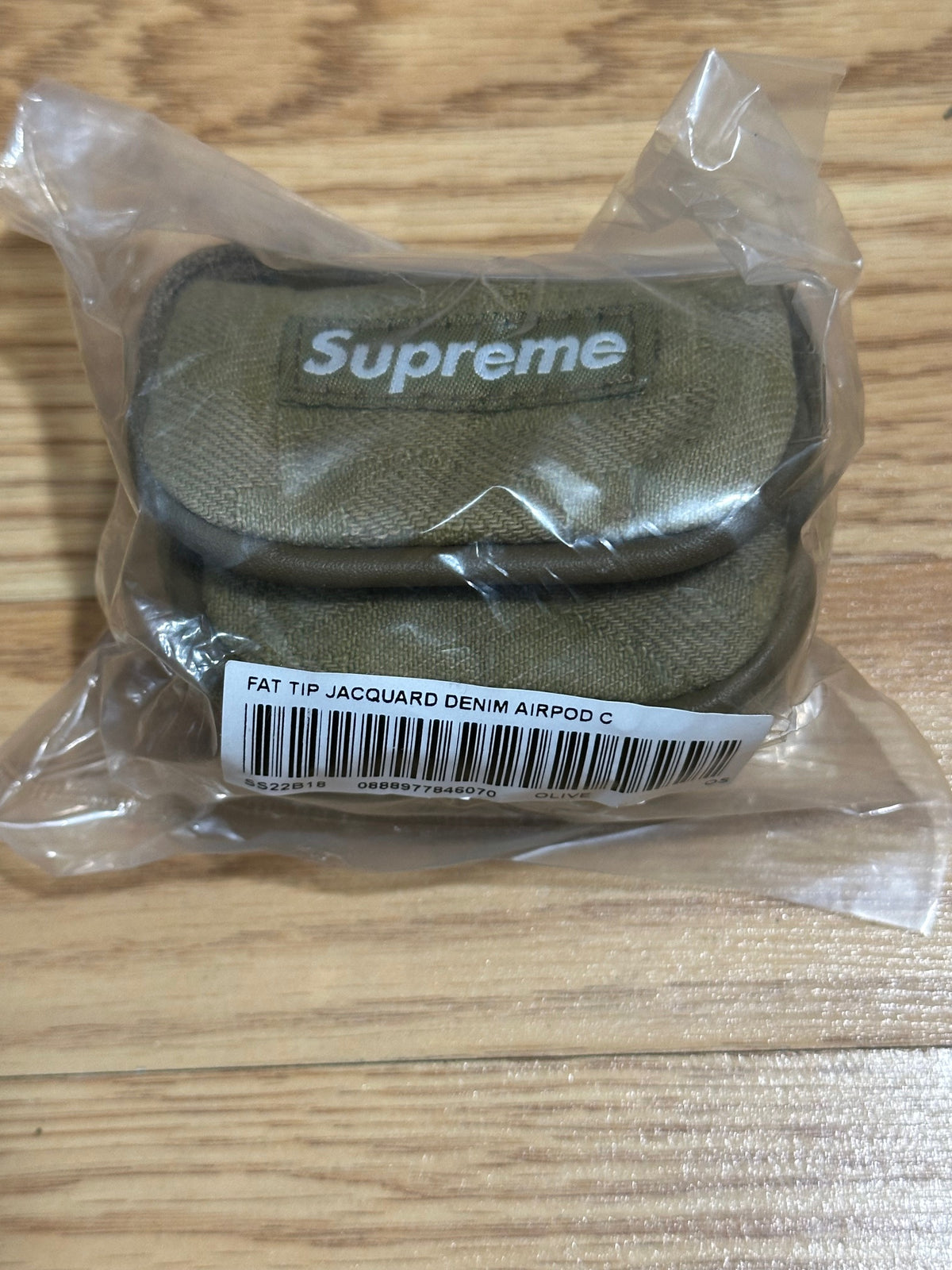Supreme Fat Tip Airpod Case