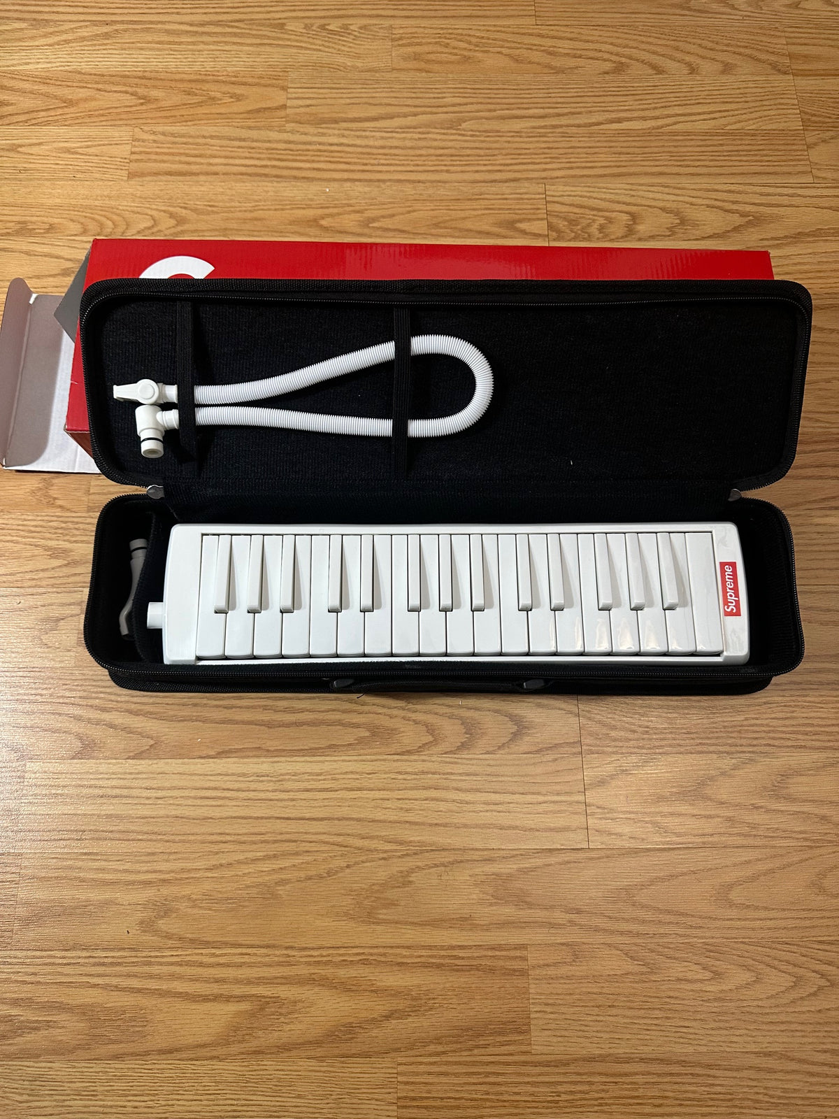 Supreme Hohner