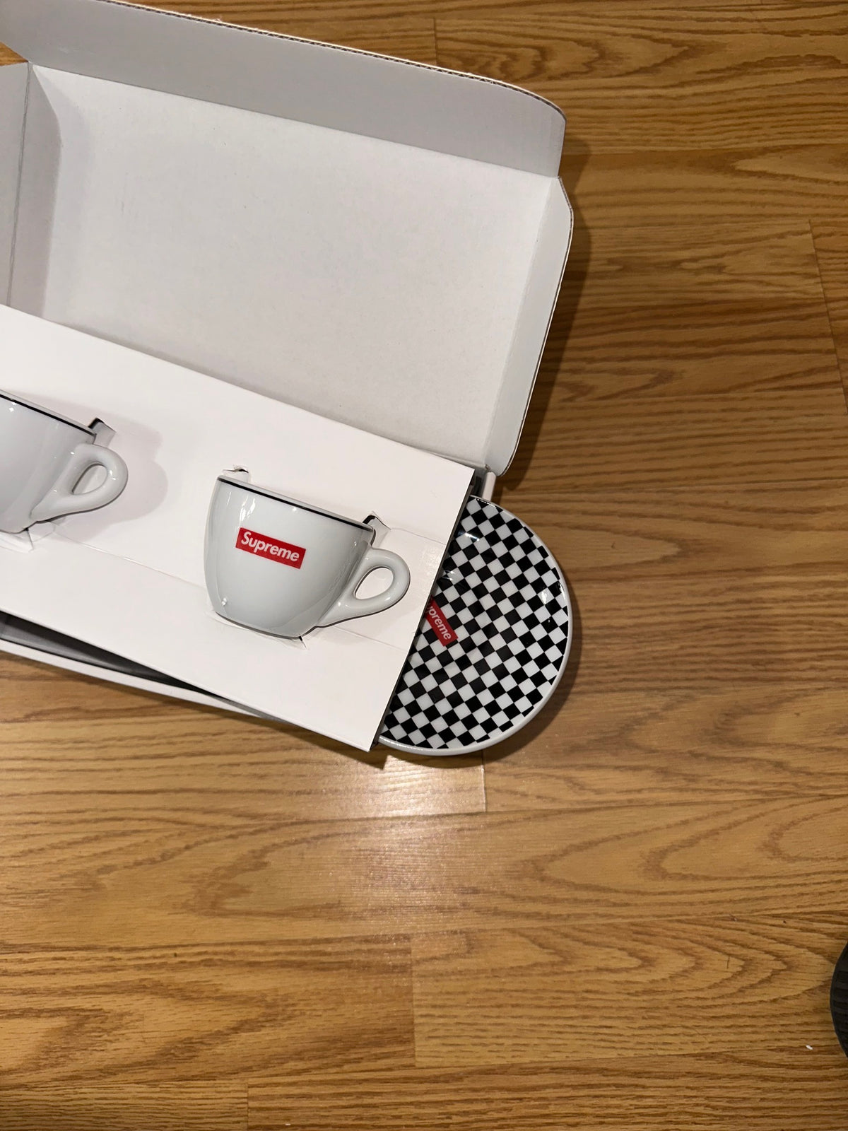 Supreme Porcelain Cups and Saucers