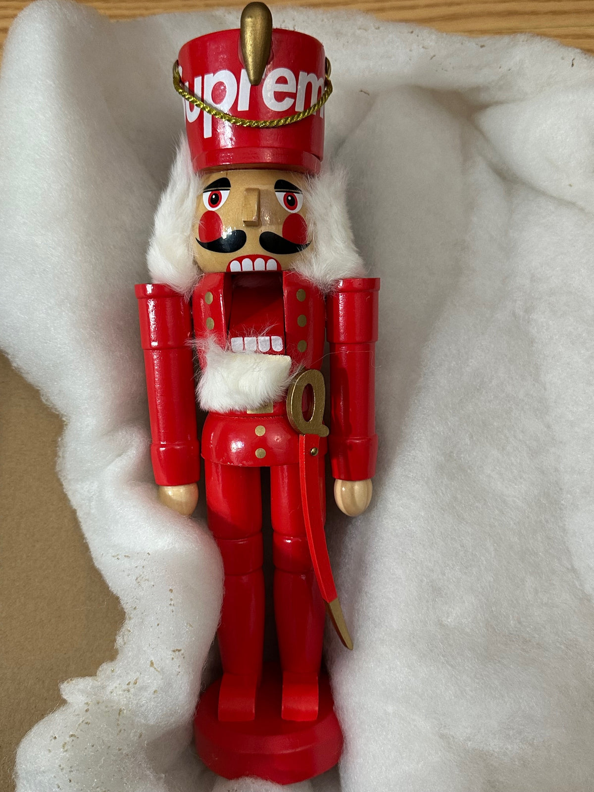 Supreme Nut Cracker
