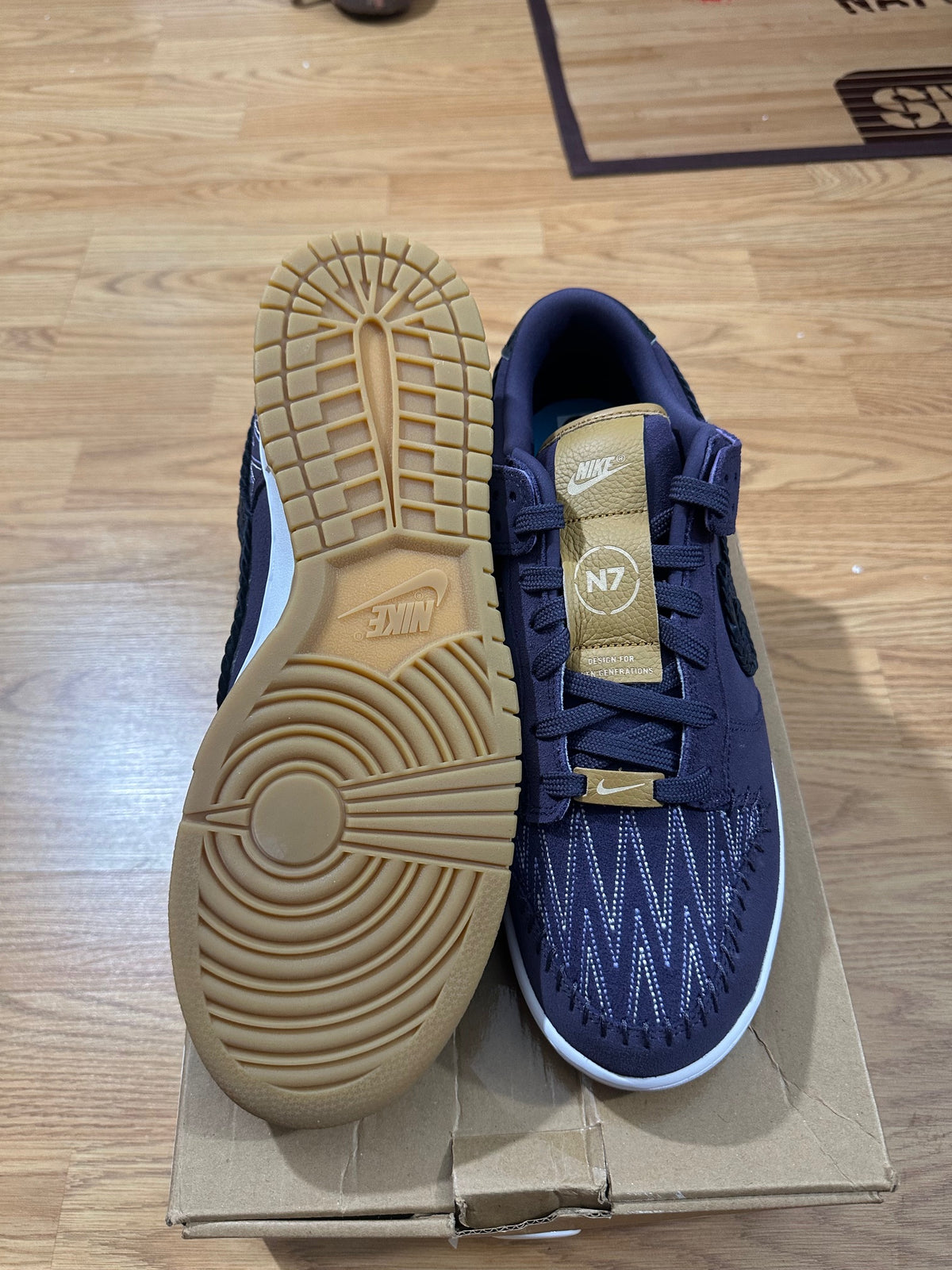 Nike Dunk Low N7