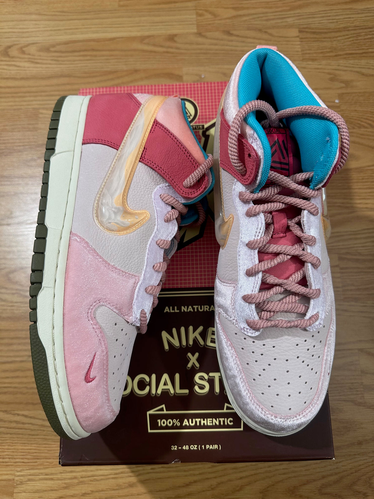 Nike Dunk / SS Strawberry Milk