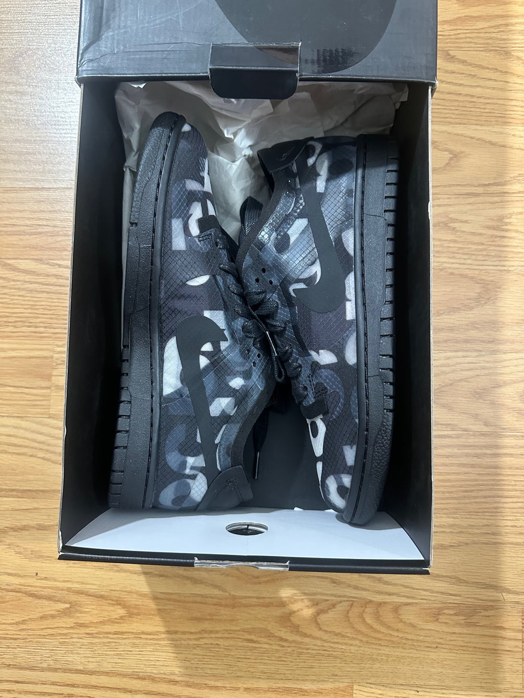 Nike Dunk Low CDG