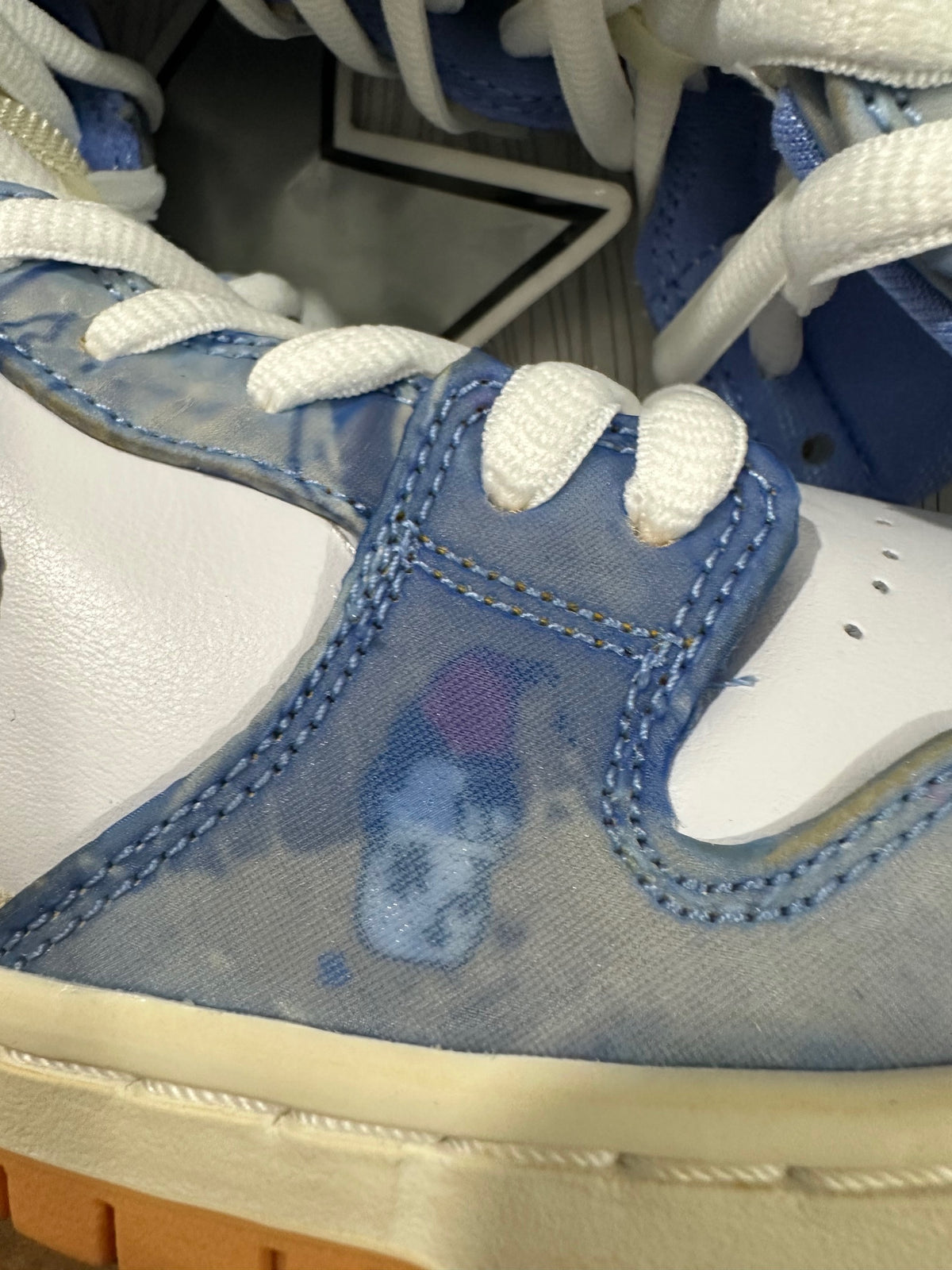 Nike SB Dunk High Carpet Company (Special Box)