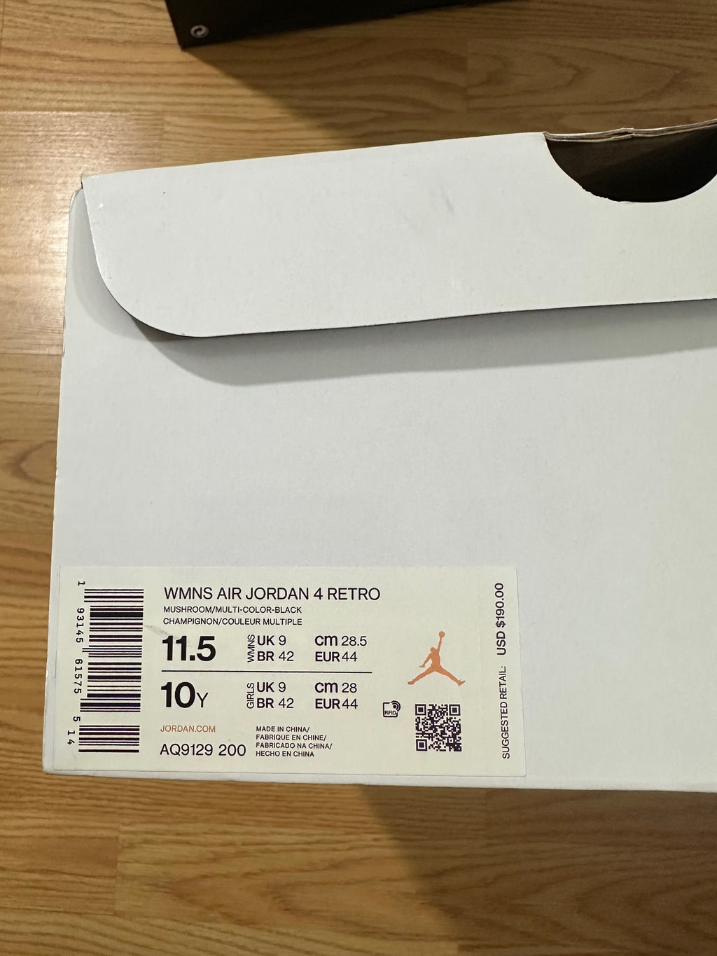 Jordan 4 Fossil