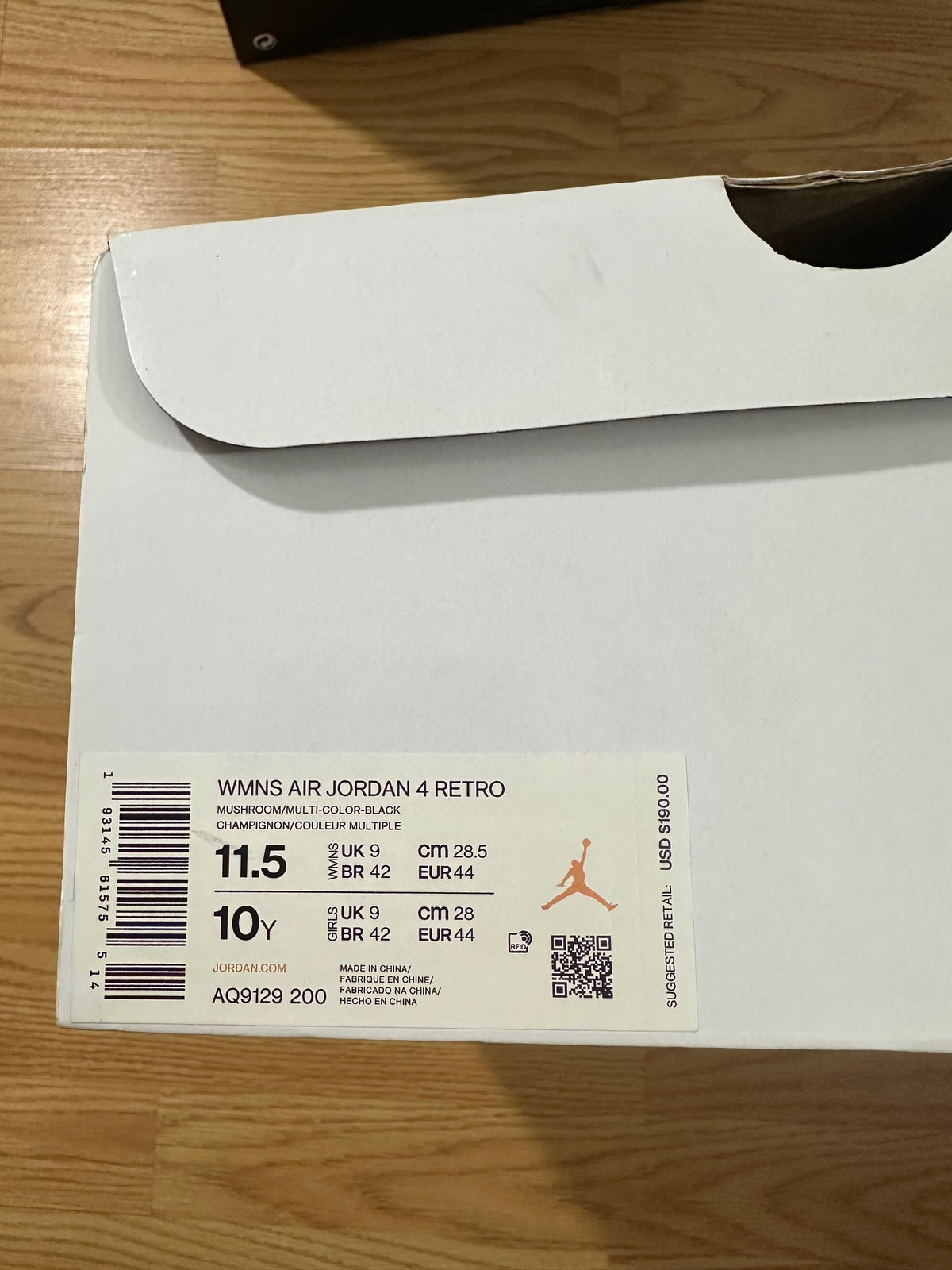 Jordan 4 Fossil