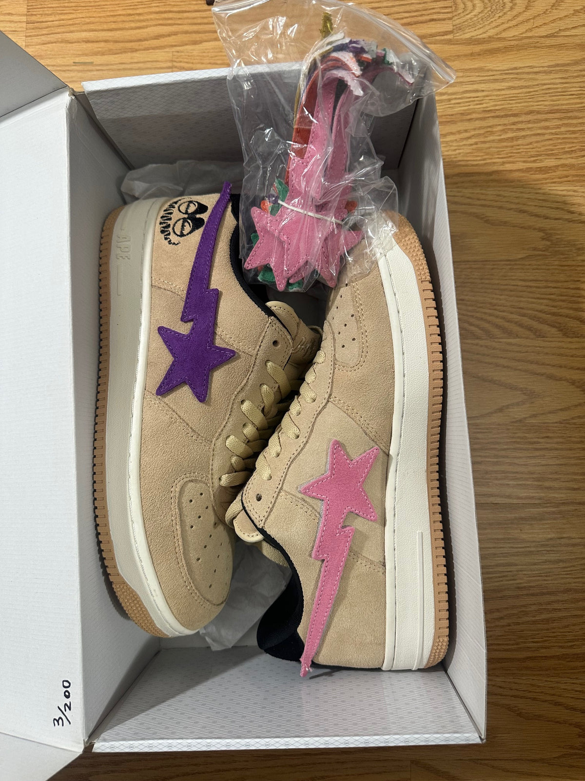 Neighborhood Watch Bapesta