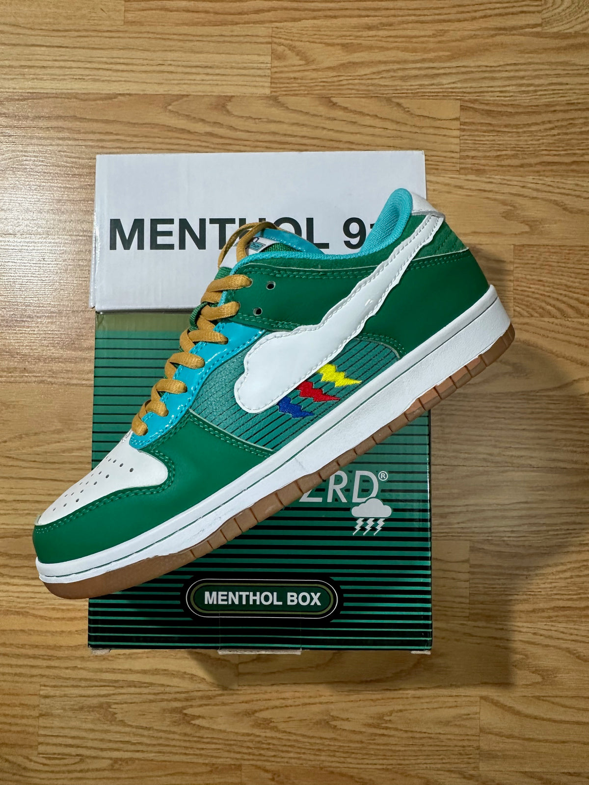 The Color Album Menthol 91's